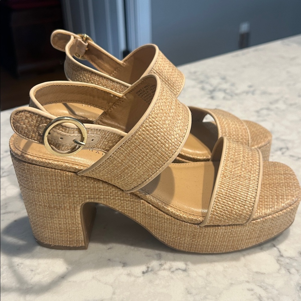 LC Lauren Conrad Tan Woven Platform Sandals
